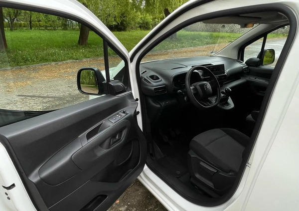 Citroen Berlingo cena 44900 przebieg: 144000, rok produkcji 2019 z Koźmin Wielkopolski małe 121